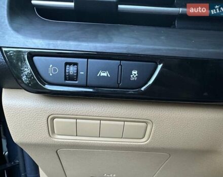 Серый Киа Карнивал, объемом двигателя 2.15 л и пробегом 186 тыс. км за 31500 $, фото 56 на Automoto.ua