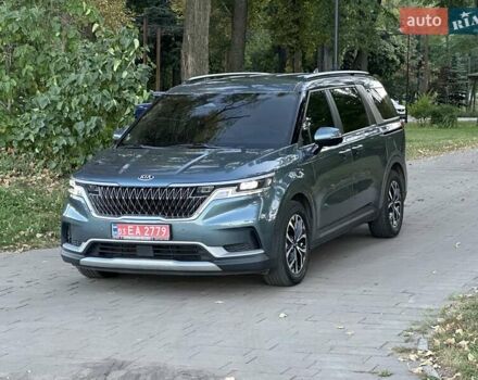 Серый Киа Карнивал, объемом двигателя 2.15 л и пробегом 186 тыс. км за 31500 $, фото 1 на Automoto.ua
