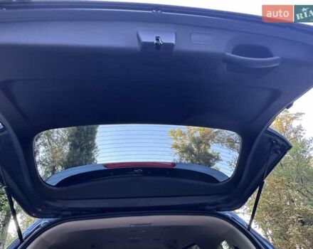 Серый Киа Карнивал, объемом двигателя 2.15 л и пробегом 186 тыс. км за 32500 $, фото 45 на Automoto.ua