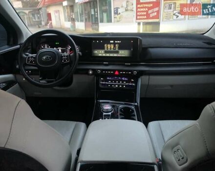 Серый Киа Карнивал, объемом двигателя 2.15 л и пробегом 81 тыс. км за 30950 $, фото 17 на Automoto.ua