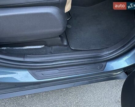 Серый Киа Карнивал, объемом двигателя 2.15 л и пробегом 186 тыс. км за 32500 $, фото 34 на Automoto.ua