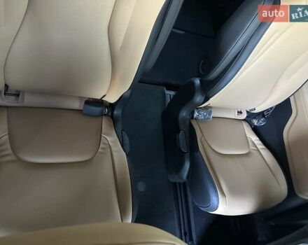 Серый Киа Карнивал, объемом двигателя 2.15 л и пробегом 186 тыс. км за 32500 $, фото 38 на Automoto.ua