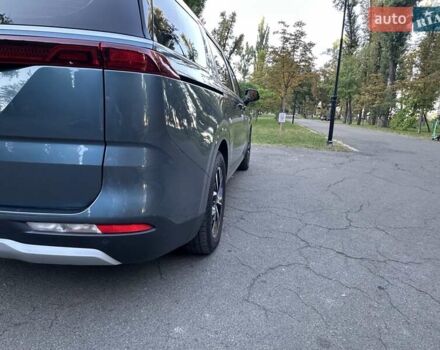 Серый Киа Карнивал, объемом двигателя 2.15 л и пробегом 186 тыс. км за 32500 $, фото 41 на Automoto.ua