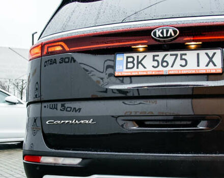 Сірий Кіа Карнівал, об'ємом двигуна 2.2 л та пробігом 147 тис. км за 33999 $, фото 15 на Automoto.ua