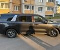 Серый Киа Карнивал, объемом двигателя 2.2 л и пробегом 153 тыс. км за 25000 $, фото 4 на Automoto.ua