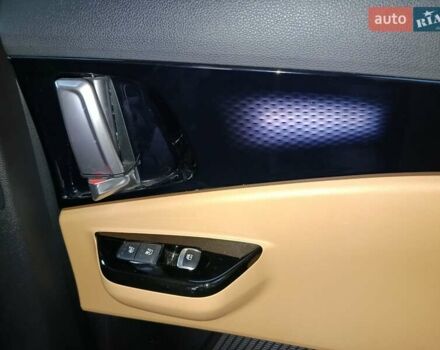 Серый Киа Карнивал, объемом двигателя 2.15 л и пробегом 90 тыс. км за 48000 $, фото 18 на Automoto.ua