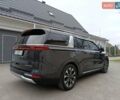 Серый Киа Карнивал, объемом двигателя 2.15 л и пробегом 90 тыс. км за 48000 $, фото 3 на Automoto.ua