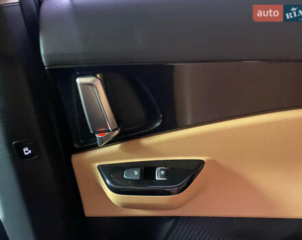 Сірий Кіа Карнівал, об'ємом двигуна 2.2 л та пробігом 147 тис. км за 33999 $, фото 101 на Automoto.ua