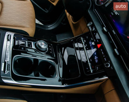 Сірий Кіа Карнівал, об'ємом двигуна 2.2 л та пробігом 147 тис. км за 33999 $, фото 40 на Automoto.ua