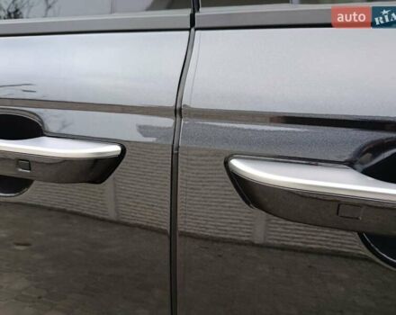 Серый Киа Карнивал, объемом двигателя 2.15 л и пробегом 90 тыс. км за 48000 $, фото 27 на Automoto.ua