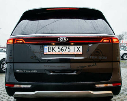 Сірий Кіа Карнівал, об'ємом двигуна 2.2 л та пробігом 147 тис. км за 33999 $, фото 16 на Automoto.ua