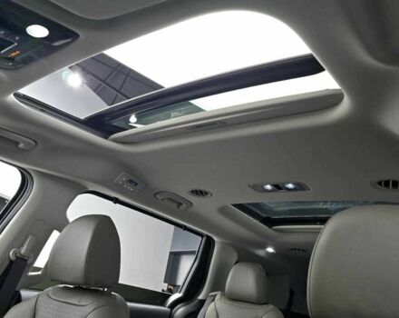 Сірий Кіа Карнівал, об'ємом двигуна 2.2 л та пробігом 9 тис. км за 35000 $, фото 7 на Automoto.ua