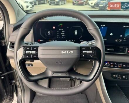 Серый Киа Карнивал, объемом двигателя 2.2 л и пробегом 12 тыс. км за 57000 $, фото 16 на Automoto.ua