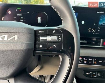 Серый Киа Карнивал, объемом двигателя 2.2 л и пробегом 12 тыс. км за 57000 $, фото 17 на Automoto.ua
