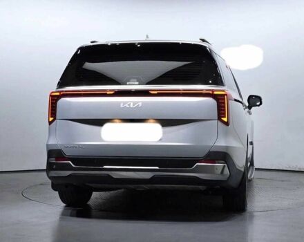 Сірий Кіа Карнівал, об'ємом двигуна 2.2 л та пробігом 5 тис. км за 32000 $, фото 2 на Automoto.ua