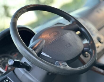 Серый Киа Карнивал, объемом двигателя 2.9 л и пробегом 270 тыс. км за 1800 $, фото 16 на Automoto.ua