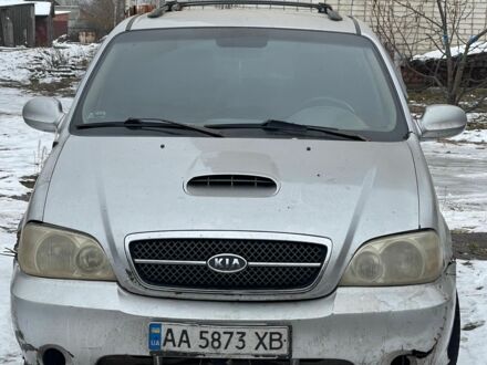 Кіа Карнівал 2005 у Сумах на Automoto.ua Сірий Кіа Карнівал, об'ємом двигуна 2.9 л та пробігом 320 тис. км за 841 $, фото 1 на Automoto.ua