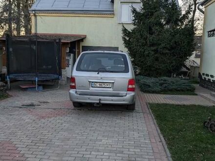 Киа Карнивал 2005 в Львове на Automoto.ua Серый Киа Карнивал, объемом двигателя 2.9 л и пробегом 200 тыс. км за 3300 $, фото 1 на Automoto.ua