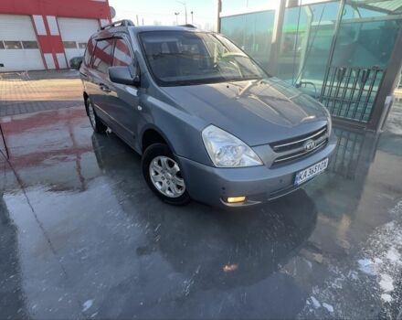 Серый Киа Карнивал, объемом двигателя 2.7 л и пробегом 253 тыс. км за 6000 $, фото 1 на Automoto.ua