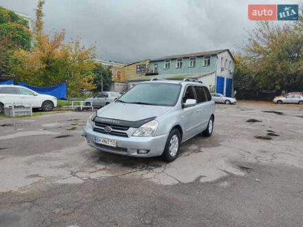 Серый Киа Карнивал, объемом двигателя 2.9 л и пробегом 168 тыс. км за 5700 $, фото 1 на Automoto.ua