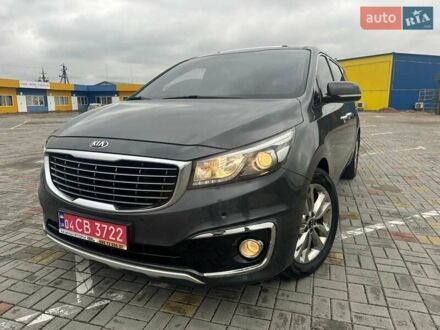 Киа Карнивал 2014 в Житомире на Automoto.ua Серый Киа Карнивал, объемом двигателя 2.2 л и пробегом 221 тыс. км за 19999 $, фото 1 на Automoto.ua