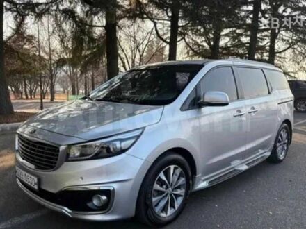Киа Карнивал 2016 в Киеве на Automoto.ua Серый Киа Карнивал, объемом двигателя 0 л и пробегом 217 тыс. км за 10500 $, фото 1 на Automoto.ua