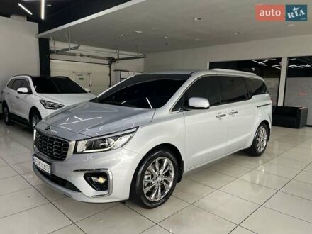 Киа Карнивал 2019 в Одессе на Automoto.ua Серый Киа Карнивал, объемом двигателя 2.2 л и пробегом 54 тыс. км за 28000 $, фото 1 на Automoto.ua