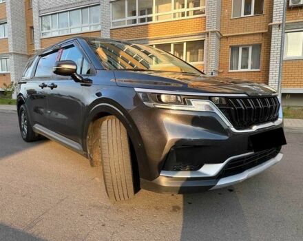 Серый Киа Карнивал, объемом двигателя 2.2 л и пробегом 153 тыс. км за 25000 $, фото 1 на Automoto.ua