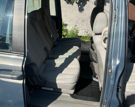 Синий Киа Карнивал, объемом двигателя 2.9 л и пробегом 350 тыс. км за 3800 $, фото 11 на Automoto.ua