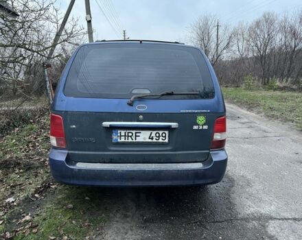 Синій Кіа Карнівал, об'ємом двигуна 2.9 л та пробігом 260 тис. км за 2900 $, фото 4 на Automoto.ua