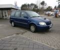 Синій Кіа Карнівал, об'ємом двигуна 2.9 л та пробігом 300 тис. км за 2500 $, фото 1 на Automoto.ua