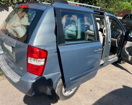 Синий Киа Карнивал, объемом двигателя 2.9 л и пробегом 350 тыс. км за 3800 $, фото 5 на Automoto.ua