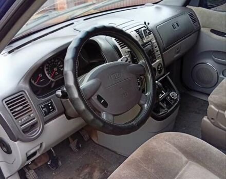 Синий Киа Карнивал, объемом двигателя 2.9 л и пробегом 367 тыс. км за 1800 $, фото 1 на Automoto.ua