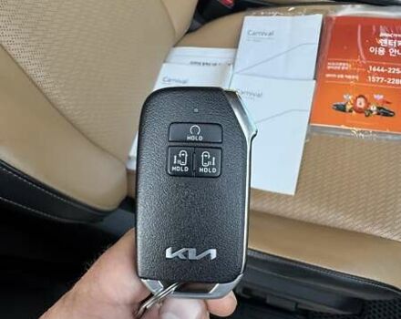 Синий Киа Карнивал, объемом двигателя 2.15 л и пробегом 105 тыс. км за 45500 $, фото 33 на Automoto.ua