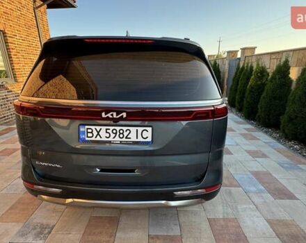 Синий Киа Карнивал, объемом двигателя 2.15 л и пробегом 105 тыс. км за 45500 $, фото 2 на Automoto.ua