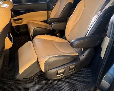 Синий Киа Карнивал, объемом двигателя 2.15 л и пробегом 105 тыс. км за 45500 $, фото 14 на Automoto.ua