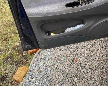 Синий Киа Карнивал, объемом двигателя 2.9 л и пробегом 328 тыс. км за 2300 $, фото 5 на Automoto.ua