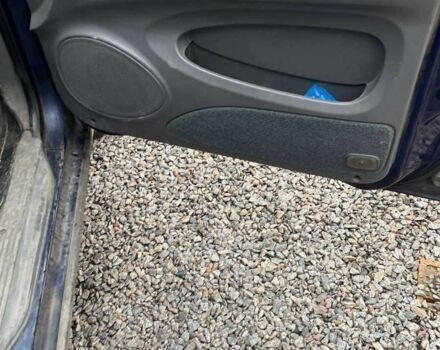 Синий Киа Карнивал, объемом двигателя 2.9 л и пробегом 328 тыс. км за 2300 $, фото 6 на Automoto.ua