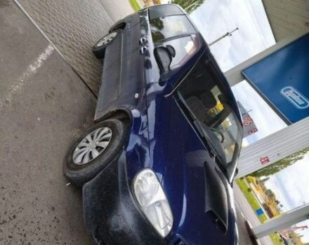 Синій Кіа Карнівал, об'ємом двигуна 2.9 л та пробігом 198 тис. км за 2800 $, фото 1 на Automoto.ua