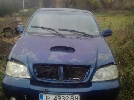 Синий Киа Карнивал, объемом двигателя 2.9 л и пробегом 400 тыс. км за 1435 $, фото 1 на Automoto.ua