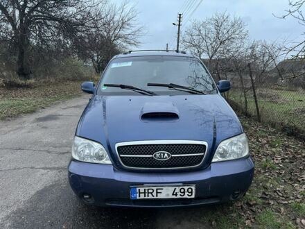 Синий Киа Карнивал, объемом двигателя 2.9 л и пробегом 260 тыс. км за 2900 $, фото 1 на Automoto.ua
