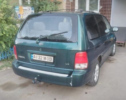 Зеленый Киа Карнивал, объемом двигателя 2.9 л и пробегом 200 тыс. км за 3200 $, фото 3 на Automoto.ua