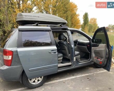 Зеленый Киа Карнивал, объемом двигателя 2.66 л и пробегом 336 тыс. км за 6299 $, фото 6 на Automoto.ua