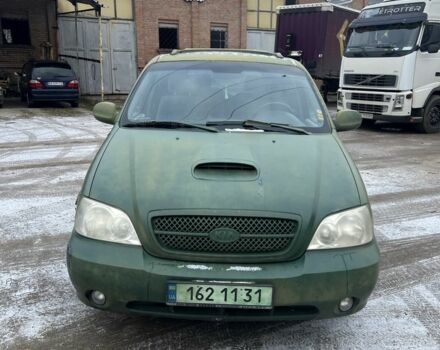 Зеленый Киа Карнивал, объемом двигателя 2.9 л и пробегом 360 тыс. км за 1700 $, фото 1 на Automoto.ua