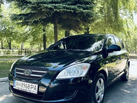 Чорний Кіа Сід, об'ємом двигуна 1.6 л та пробігом 180 тис. км за 5700 $, фото 1 на Automoto.ua