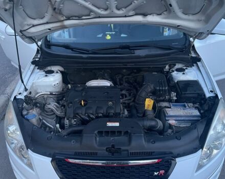 Киа Сид 2007 в Днепре (Днепропетровске) на Automoto.ua Белый Киа Сид, объемом двигателя 1.6 л и пробегом 220 тыс. км за 5700 $, фото 4 на Automoto.ua