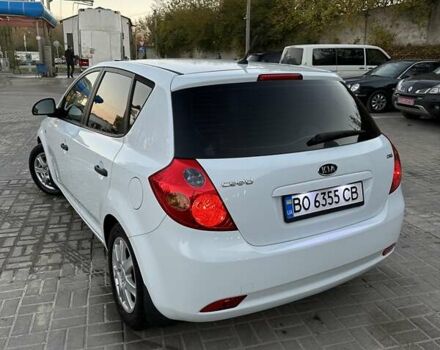 Белый Киа Сид, объемом двигателя 1.6 л и пробегом 229 тыс. км за 5799 $, фото 13 на Automoto.ua