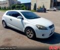 Белый Киа Сид, объемом двигателя 1.4 л и пробегом 272 тыс. км за 5200 $, фото 1 на Automoto.ua