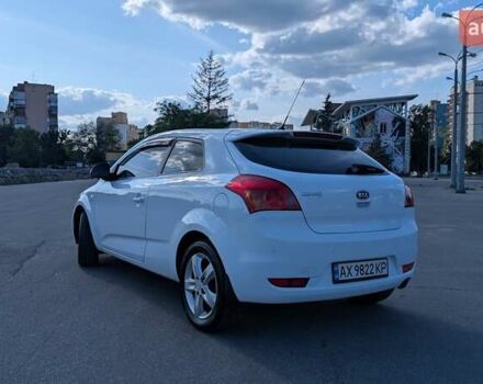 Белый Киа Сид, объемом двигателя 1.6 л и пробегом 160 тыс. км за 5250 $, фото 7 на Automoto.ua