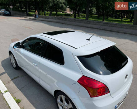 Киа Сид 2008 в Житомире на Automoto.ua Белый Киа Сид, объемом двигателя 1.6 л и пробегом 234 тыс. км за 5750 $, фото 10 на Automoto.ua
